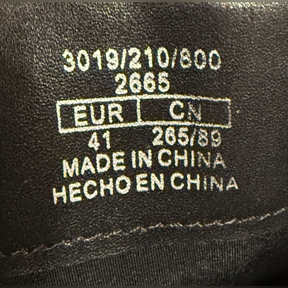 Zara Black Leather Knee High Pointed Toe Boots EU 41 NIB - Picture 7 of 7